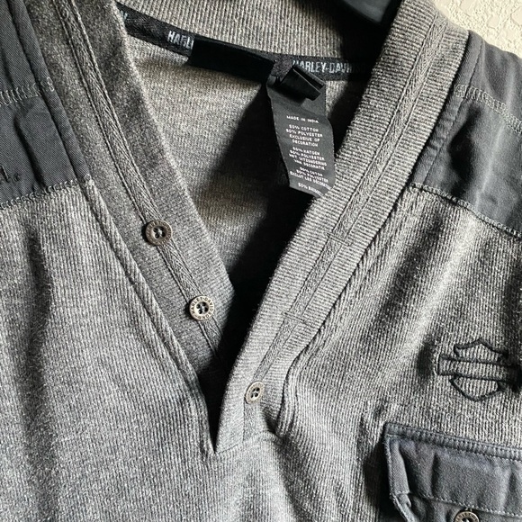 Harley Davidson Gray and Black Henley Long Sleeve 3 Button Pullover Sweater 2XL - Picture 9 of 16